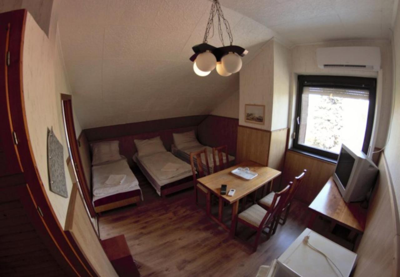 Mueller'S 1 Apartment Сиофок Екстериор снимка